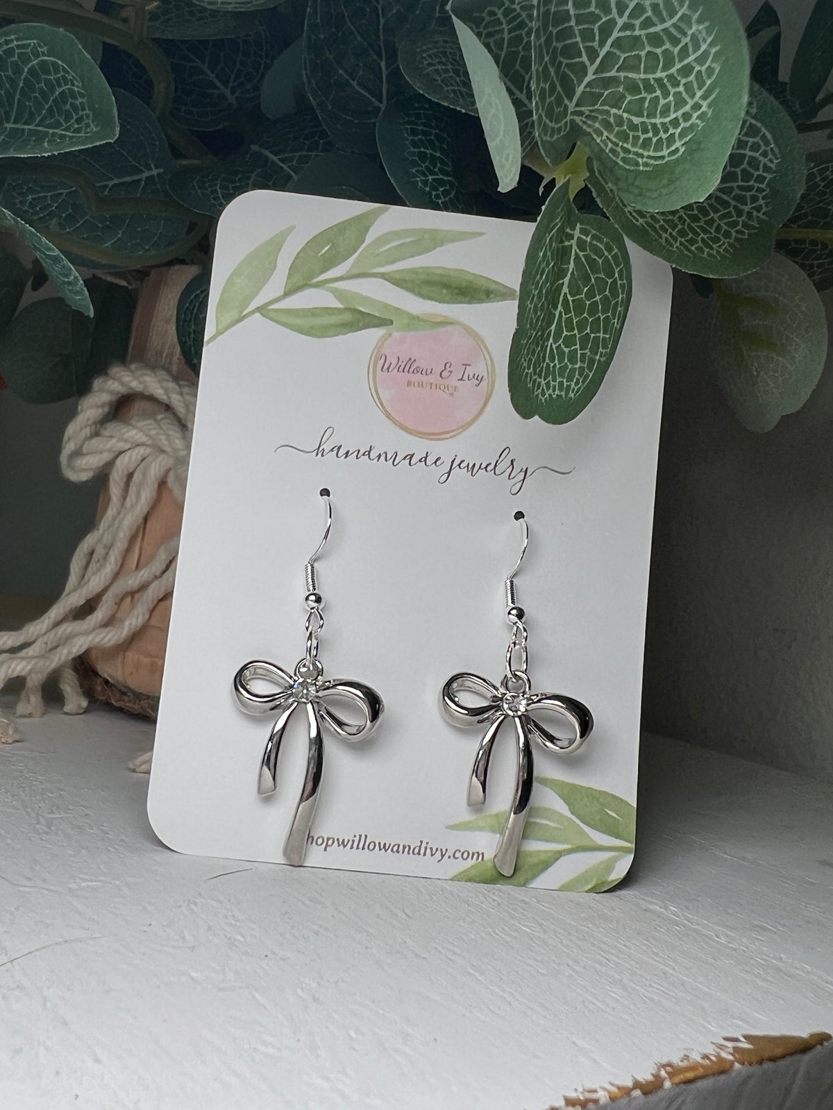 Bow Dangle Earrings - Silver