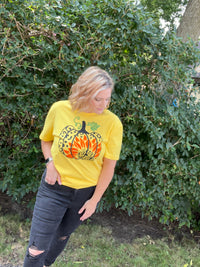 {PRE-ORDER} Hello Pumpkin Graphic Tee