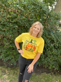 {PRE-ORDER} Hello Pumpkin Graphic Tee